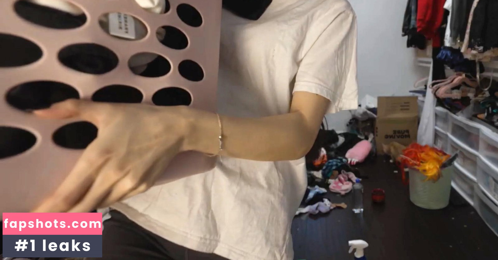 Emiru gallery photo #2891