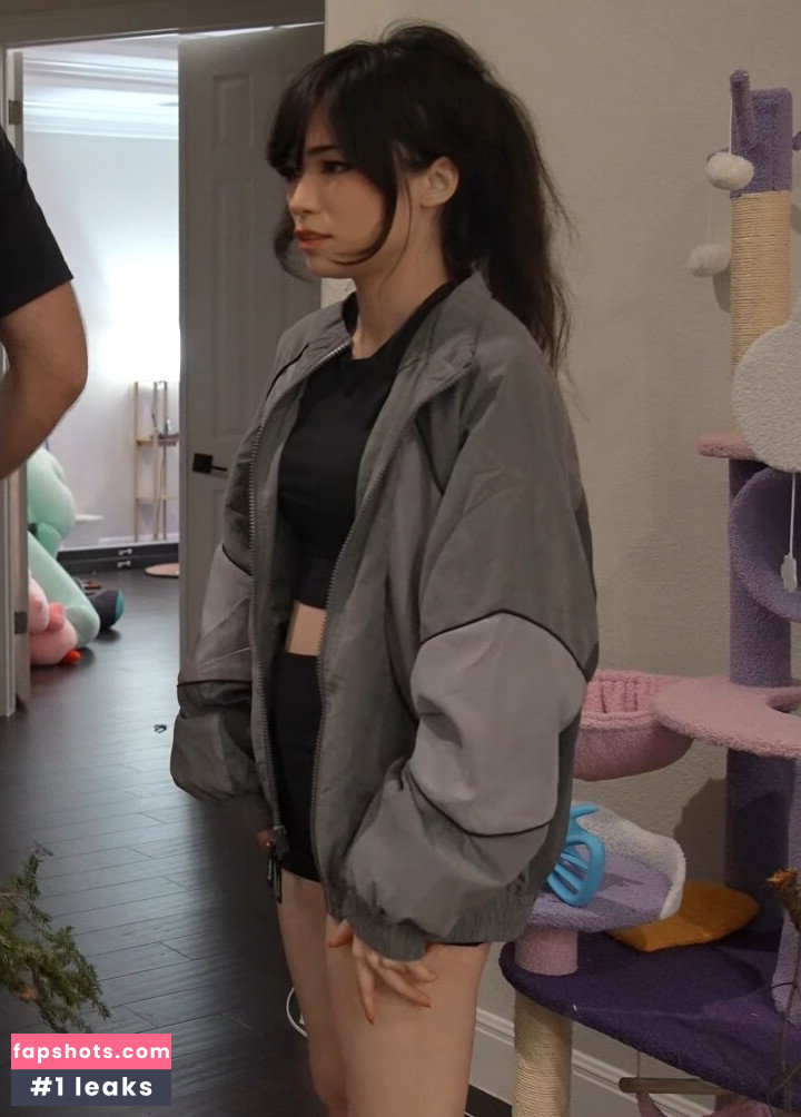 Emiru gallery photo #2173