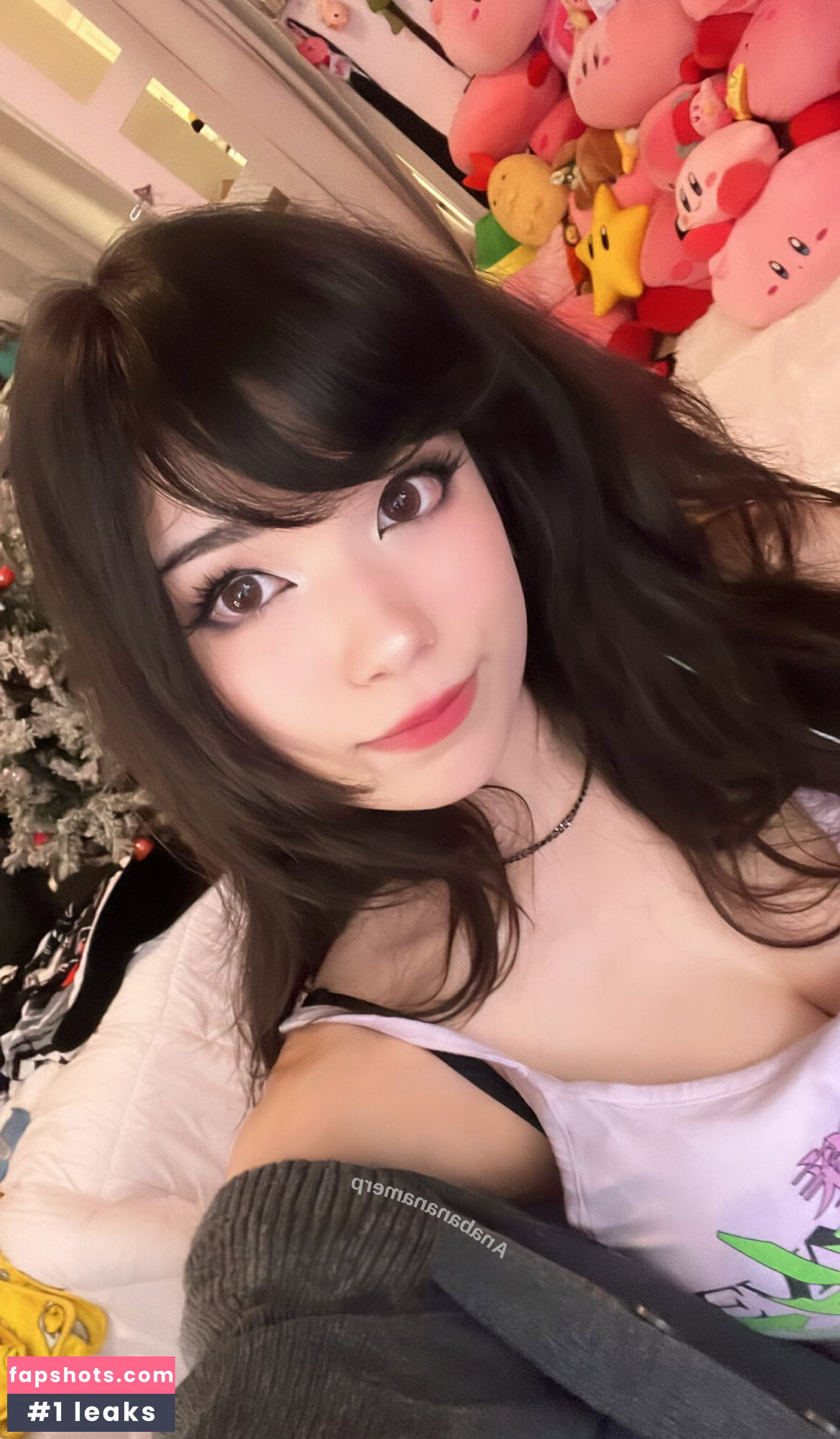 Emiru gallery photo #1860