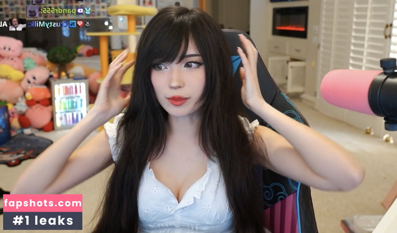 Emiru gallery photo #1767