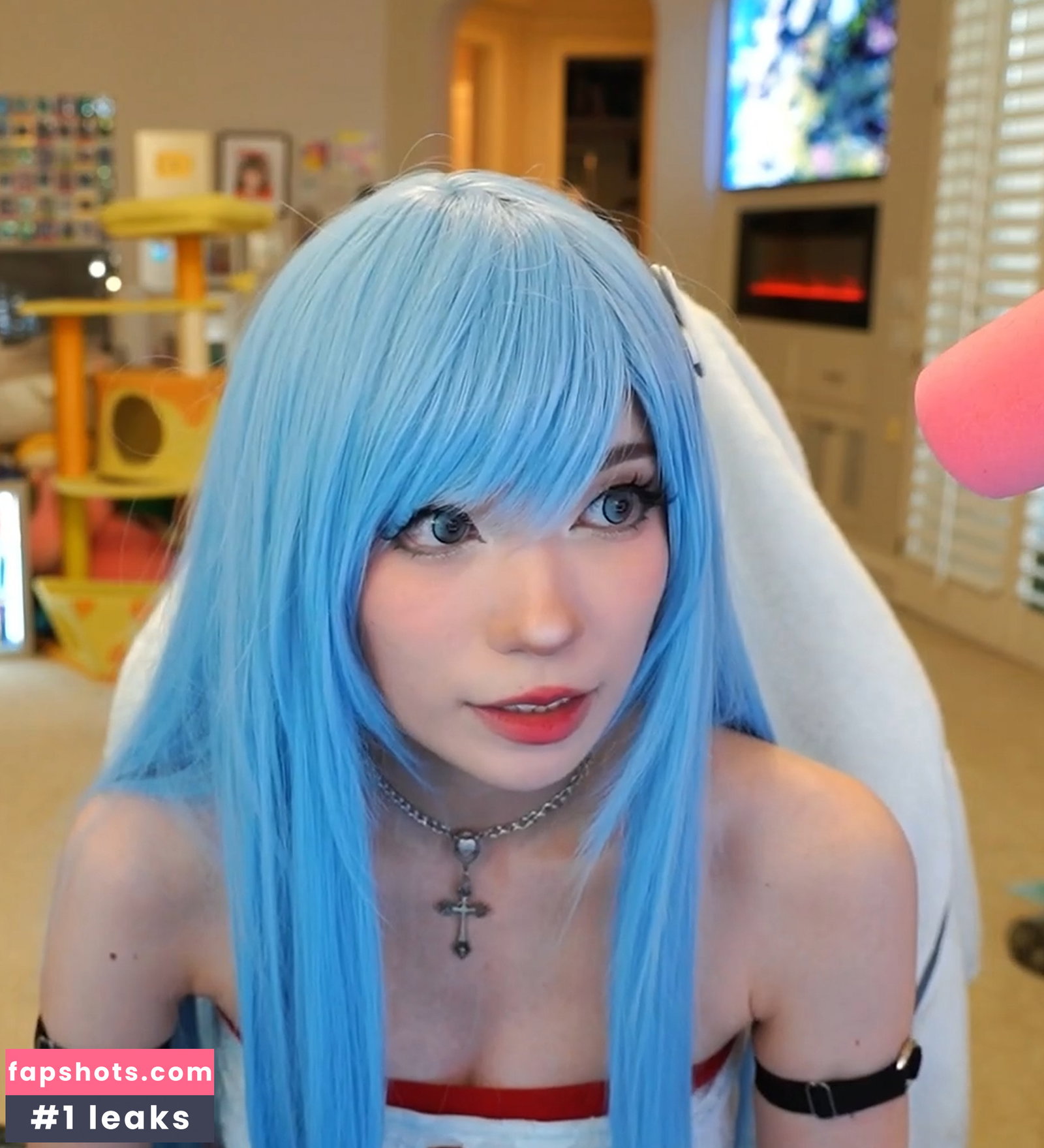 Emiru gallery photo #871