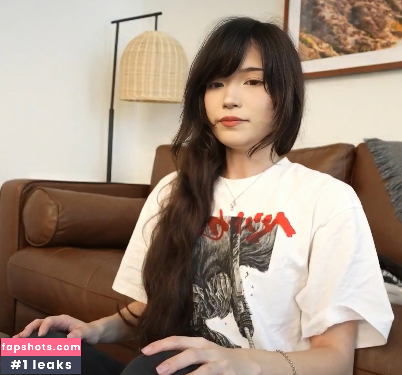 Emiru gallery photo #2174