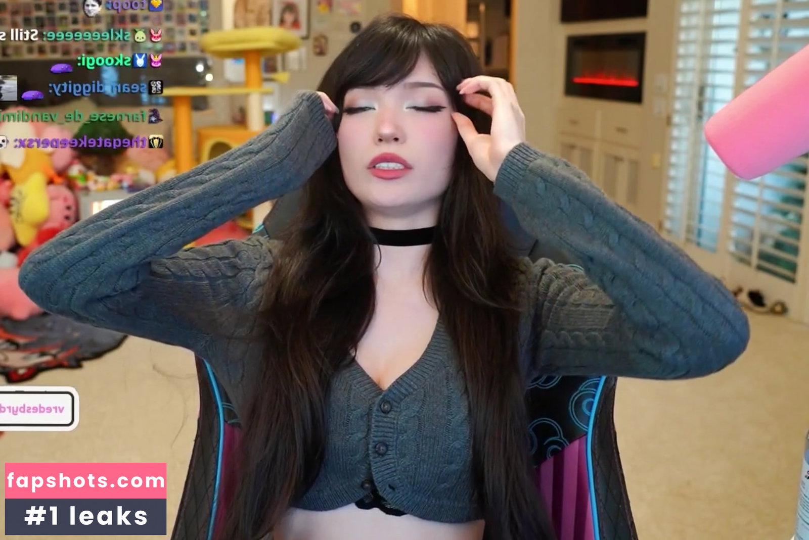 Emiru gallery photo #4415