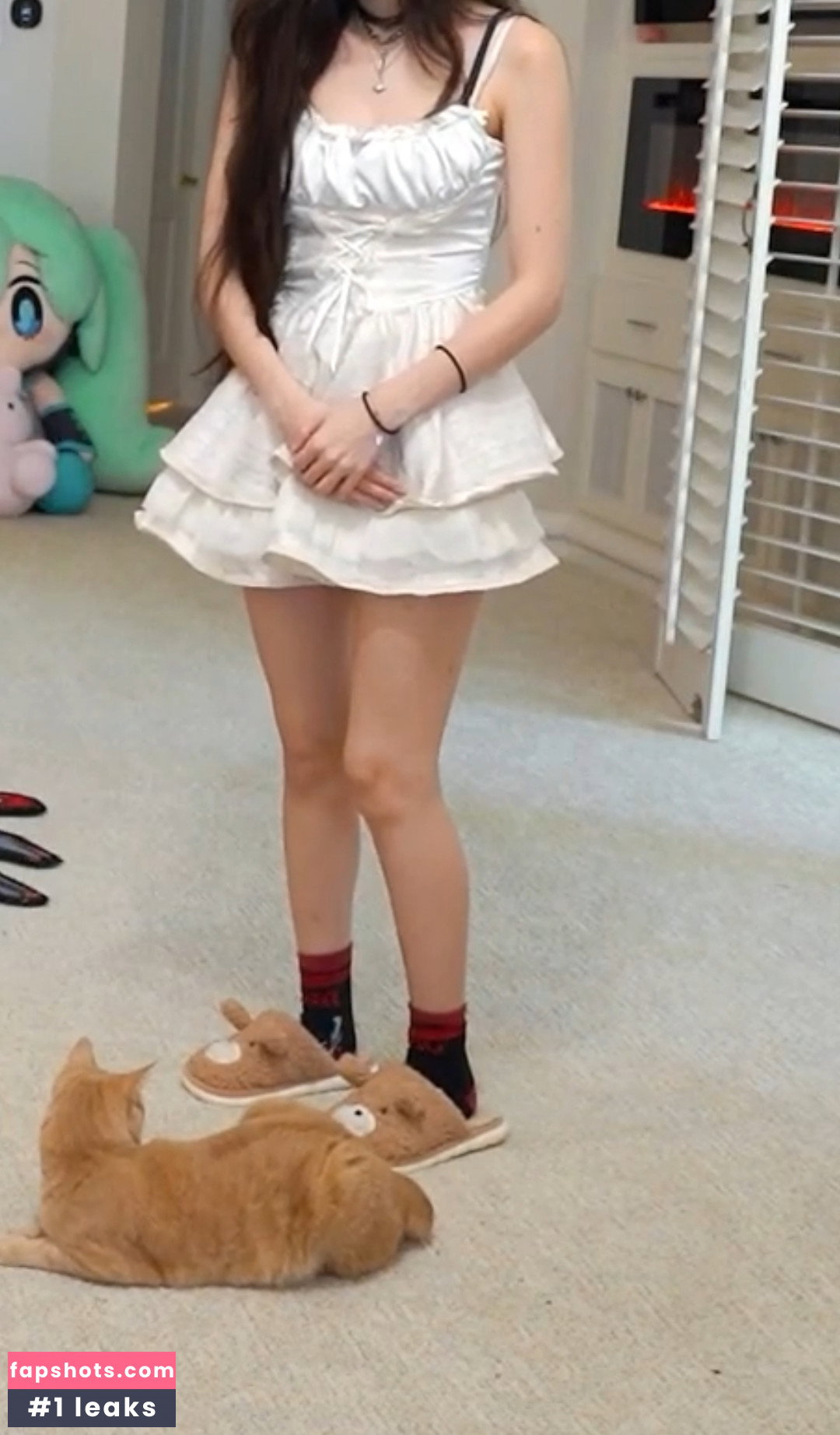 Emiru gallery photo #3171