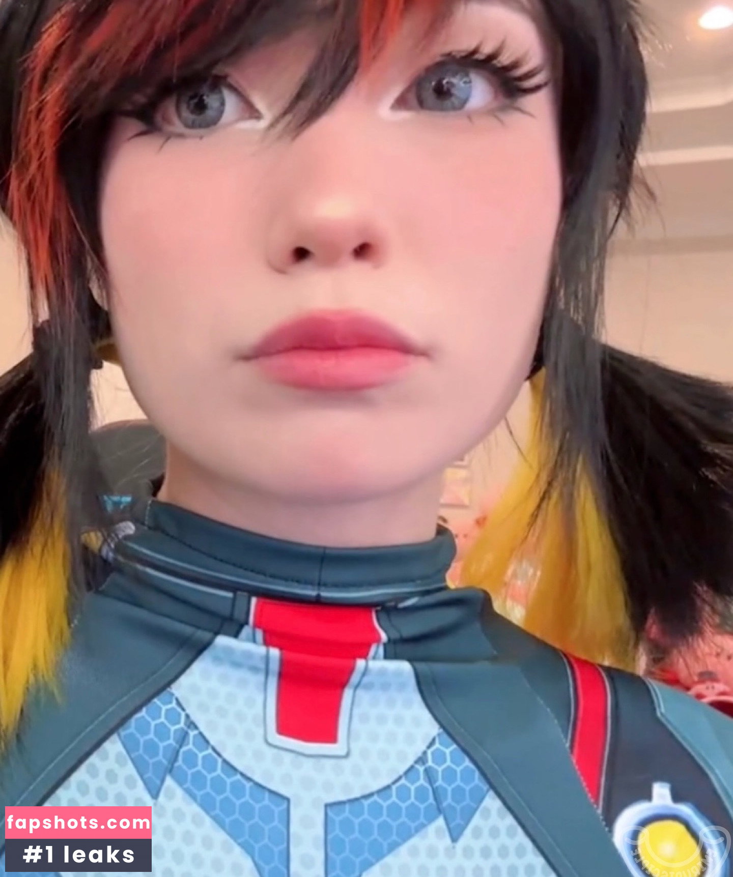 Emiru gallery photo #2917