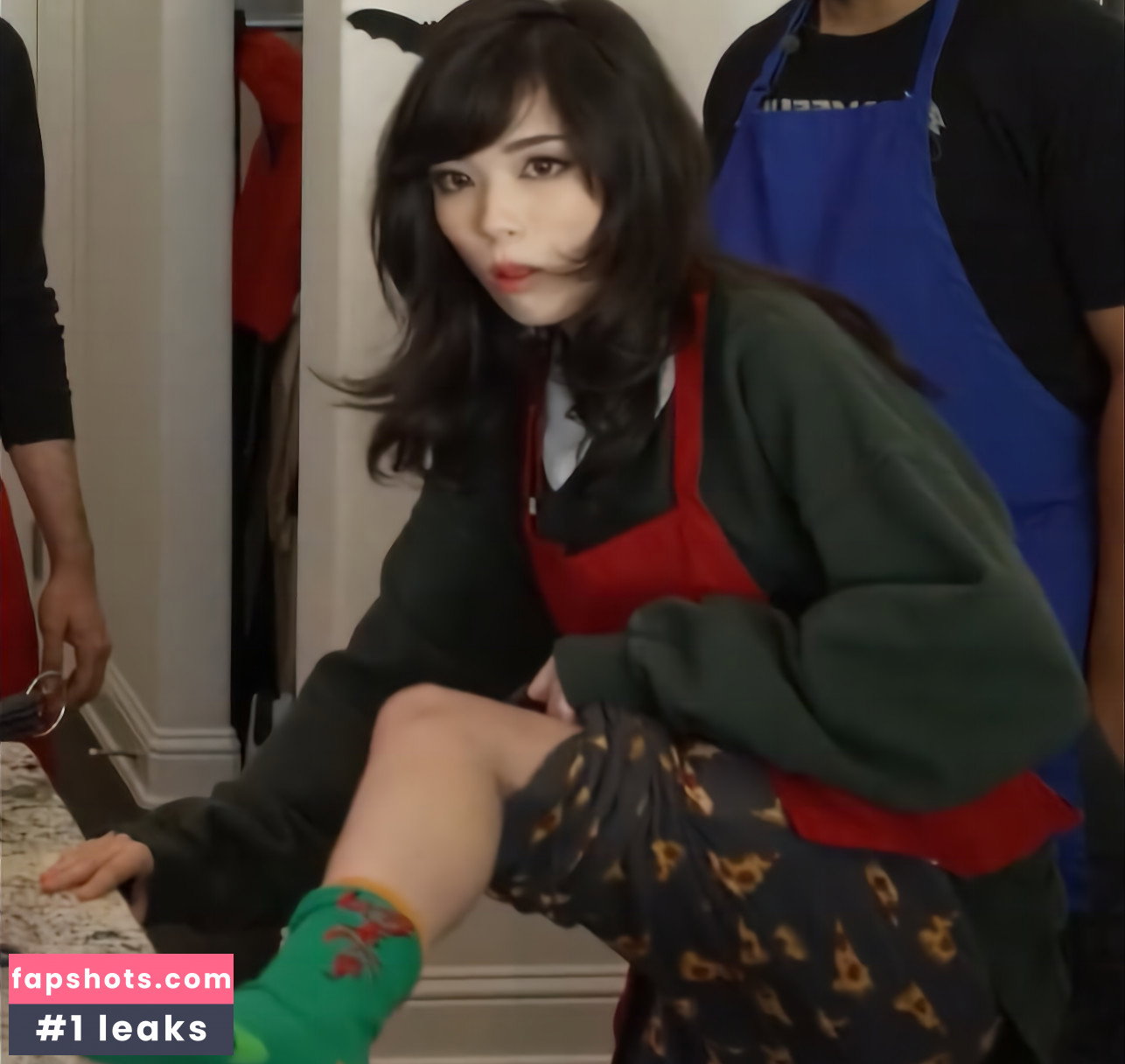 Emiru gallery photo #2402