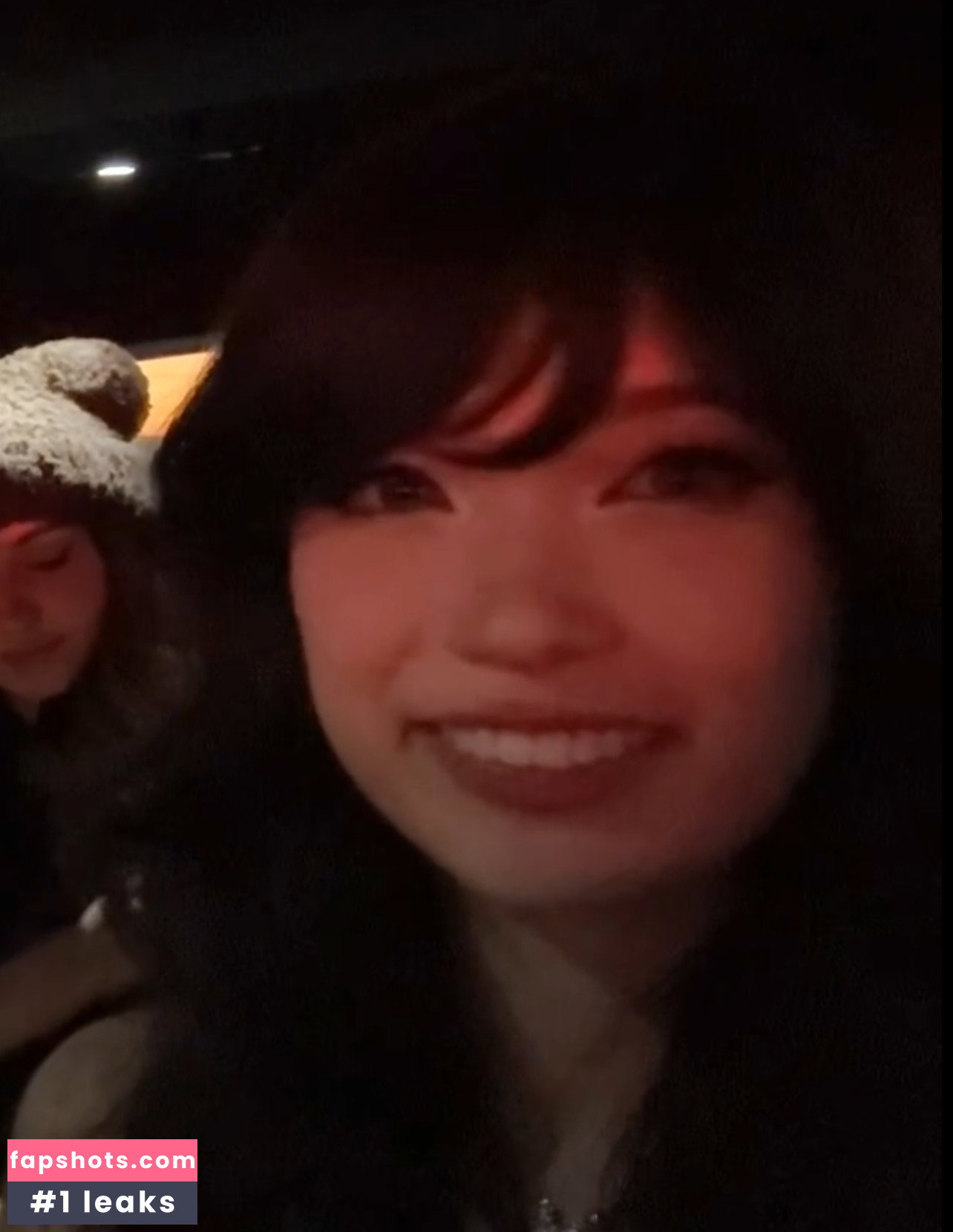 Emiru gallery photo #3684
