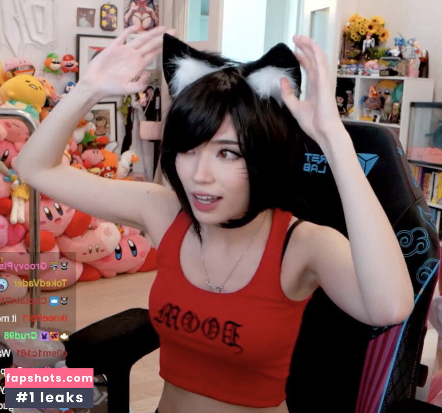 Emiru gallery photo #952