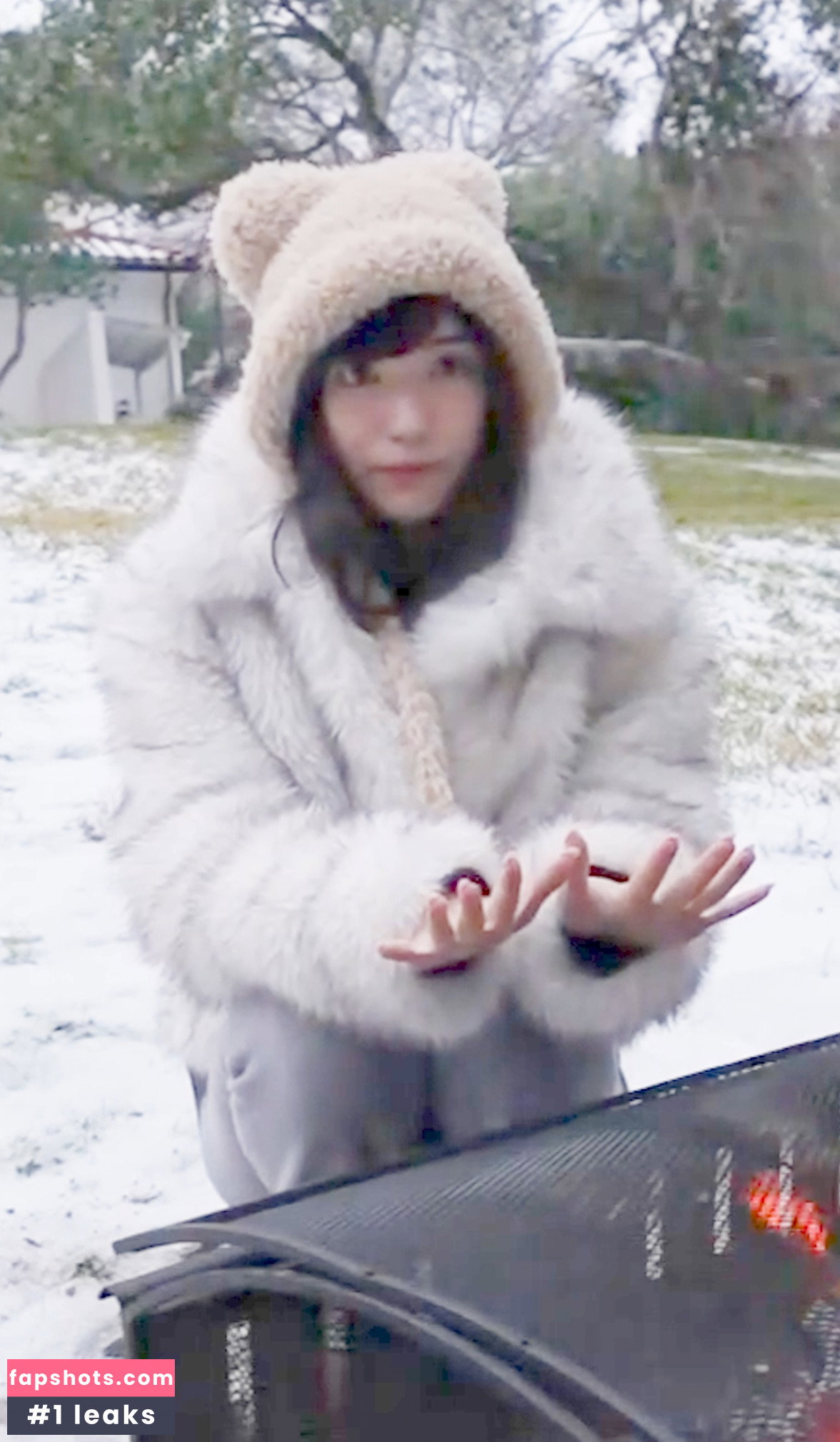 Emiru gallery photo #1705