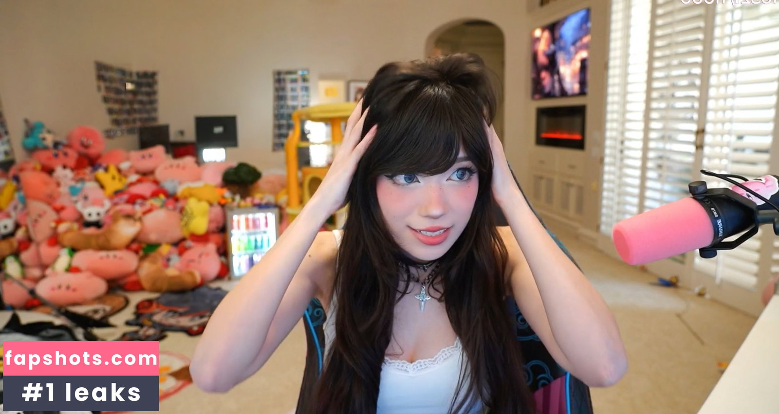 Emiru gallery photo #2757