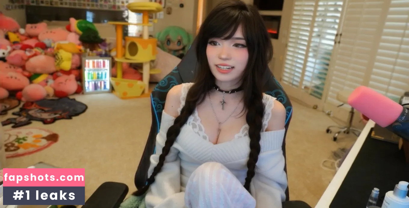 Emiru gallery photo #3126