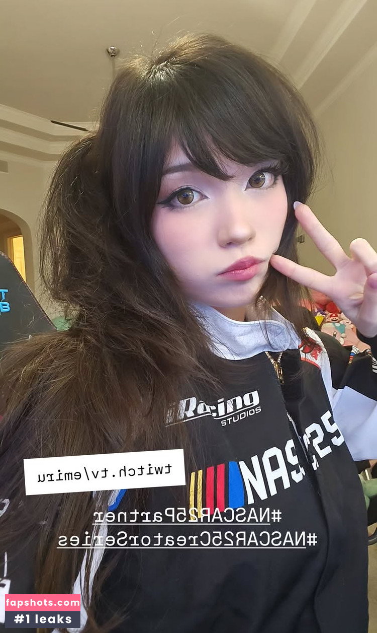 Emiru gallery photo #706
