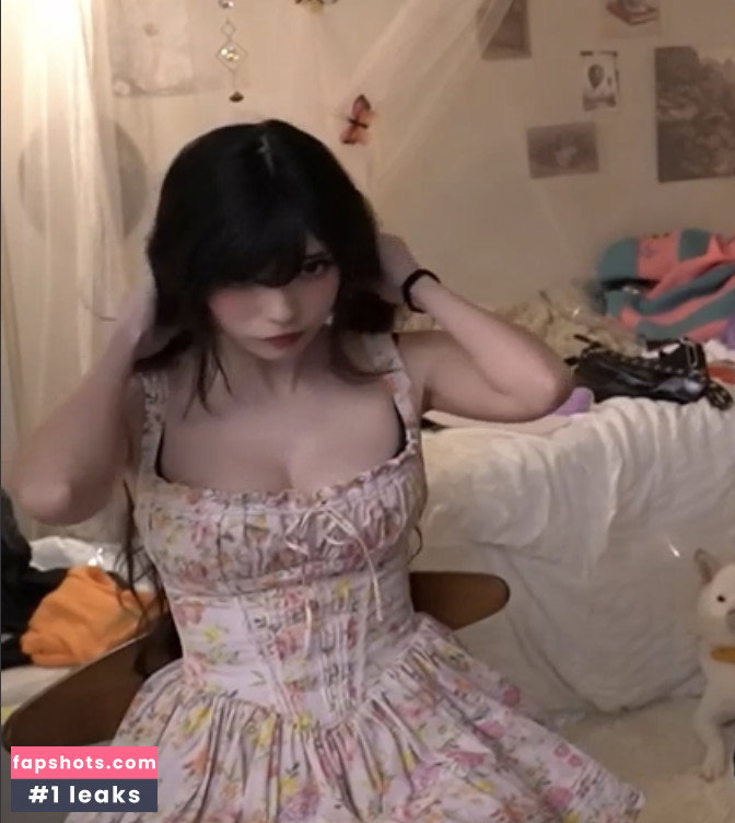 Emiru gallery photo #1908