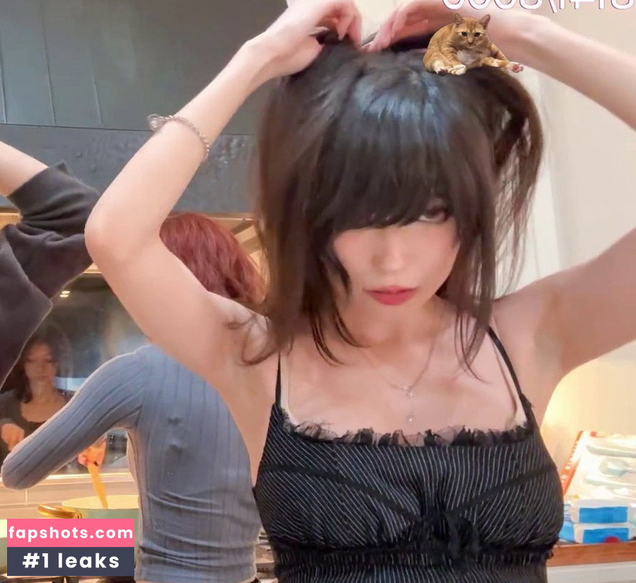 Emiru gallery photo #3332