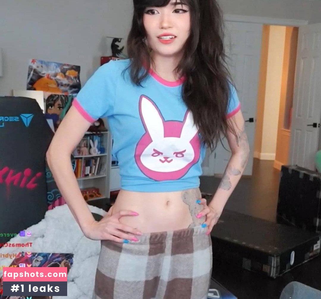 Emiru gallery photo #983