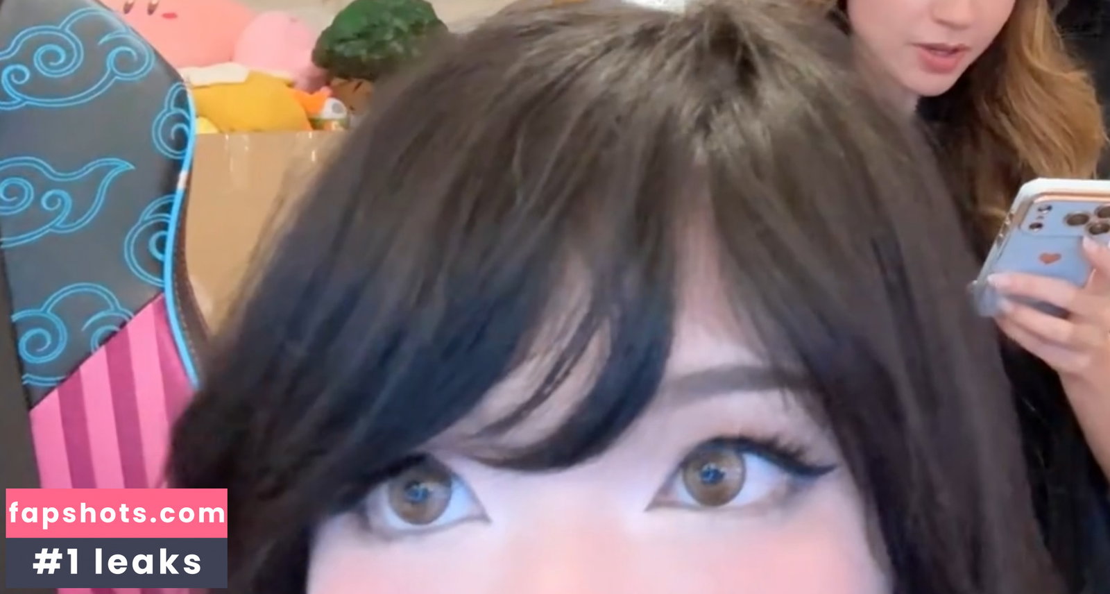 Emiru gallery photo #3699
