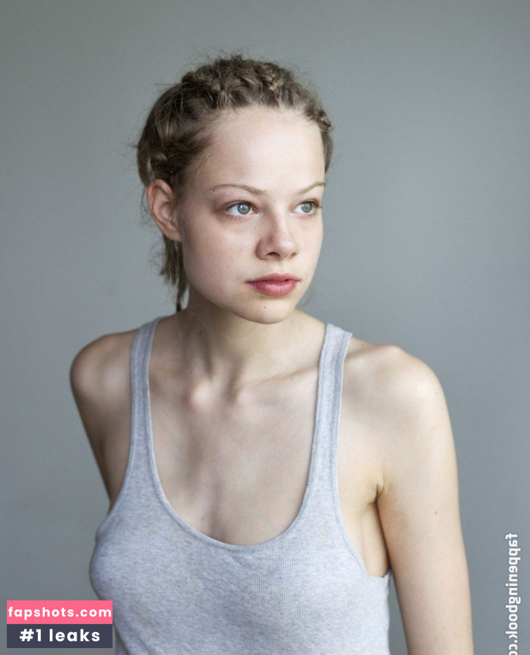 Emma Bading Nude Leaks OnlyFans Photos #30 - LeakJerk