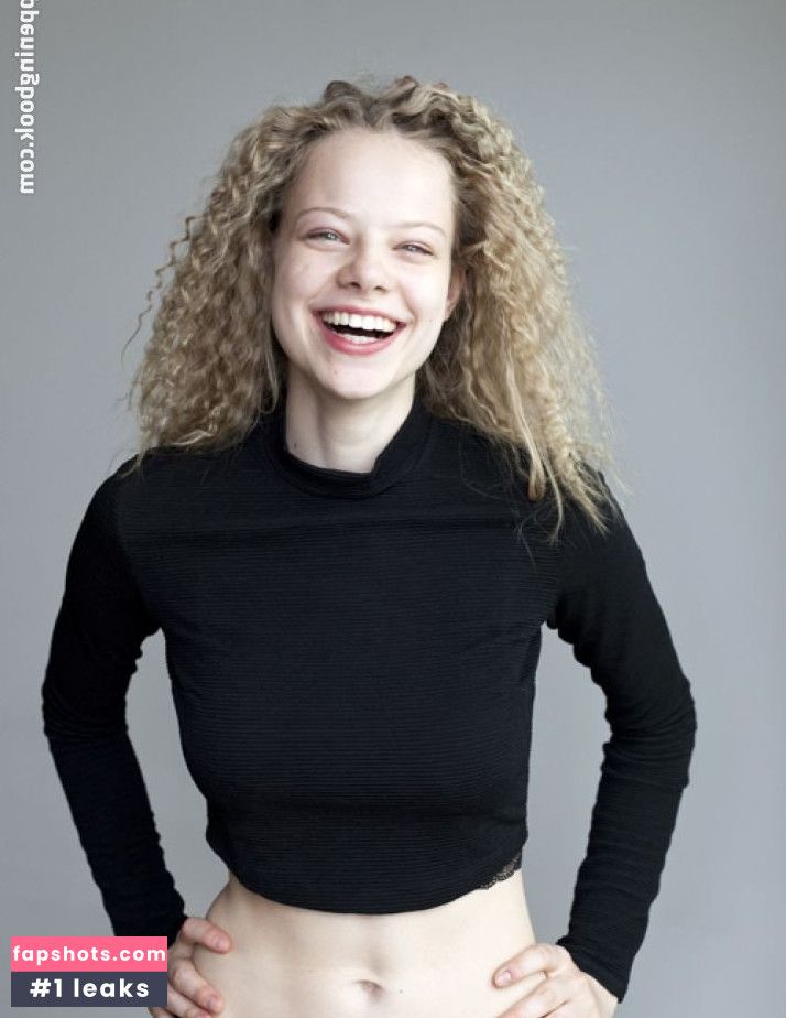 Emma Bading Nude Leaks OnlyFans Photos #31 - LeakJerk