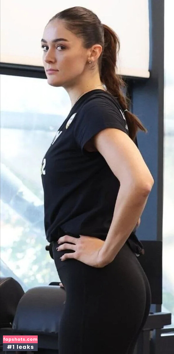 Emma Belle Nude Leaks OnlyFans Photos #11 - LeakJerk