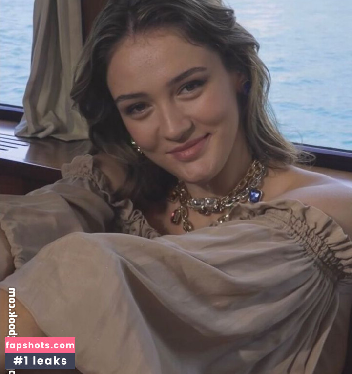 Emma Belle Nude Leaks OnlyFans Photos #40 - LeakJerk