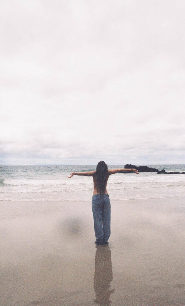 emma-brooks gallery photo #1043