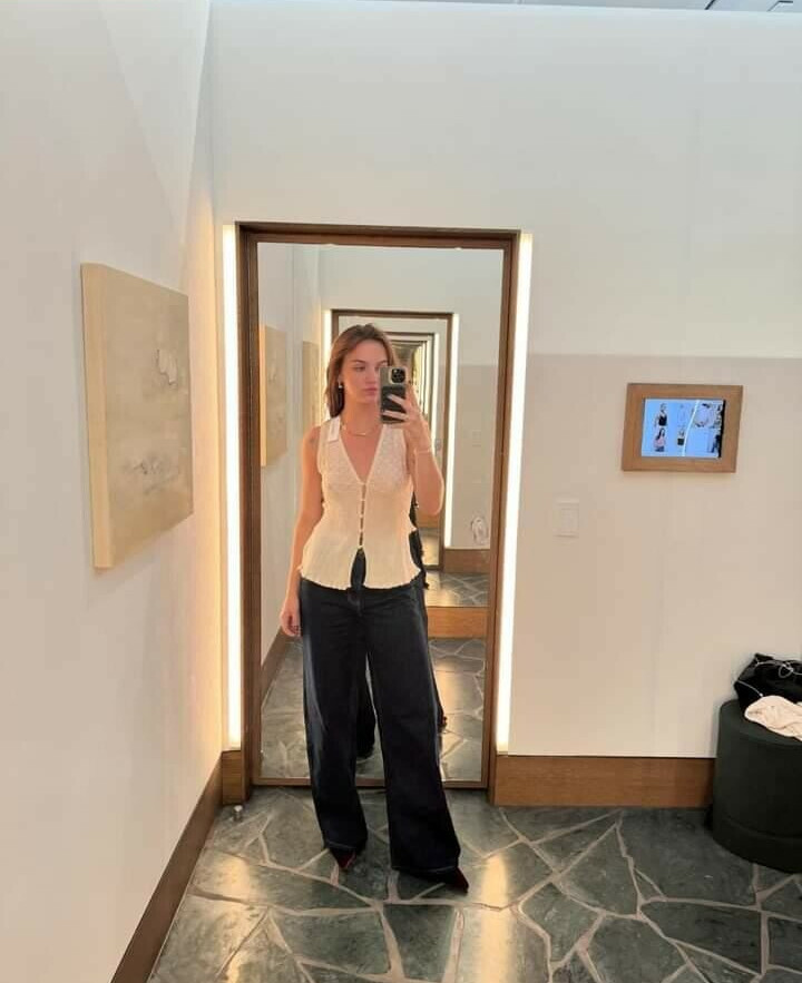 emma-brooks gallery photo #1088