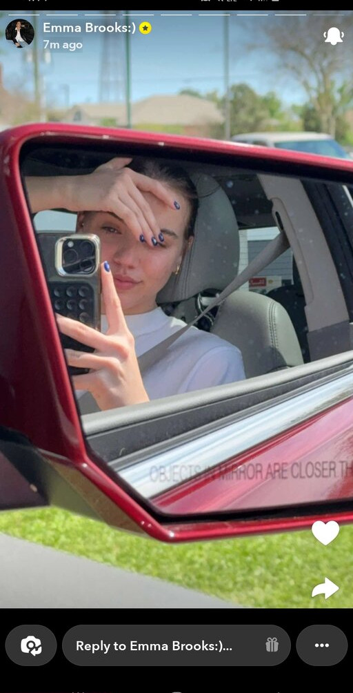 emma-brooks gallery photo #1122