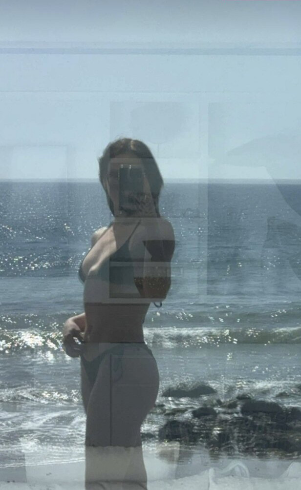 emma-brooks gallery photo #1143