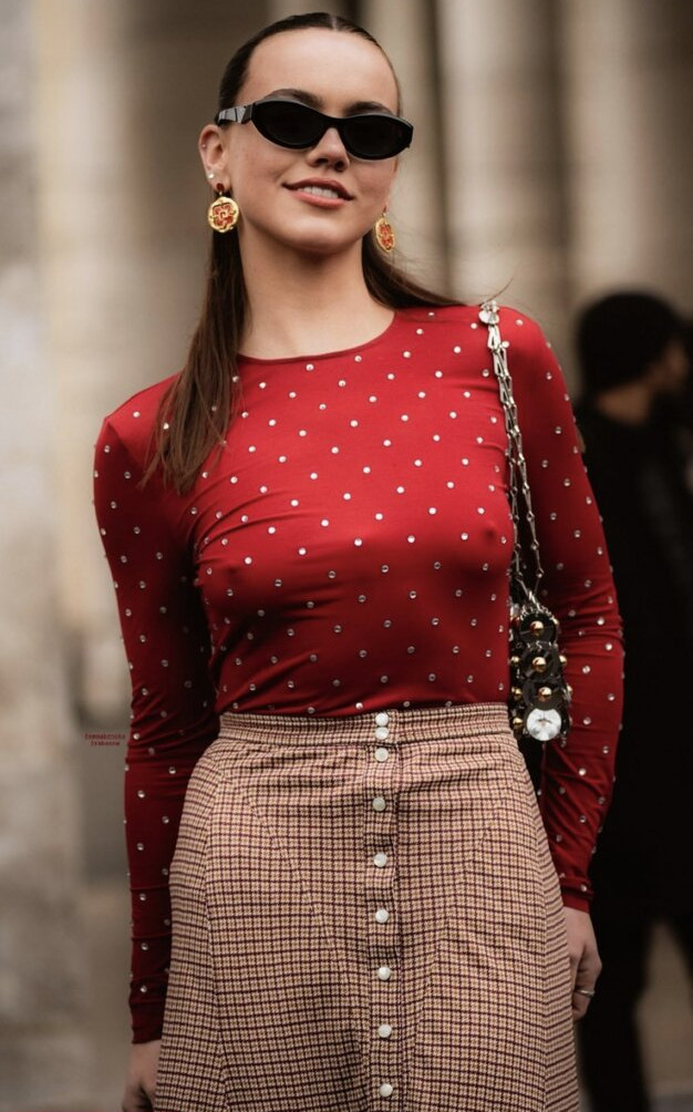 emma-brooks gallery photo #1154