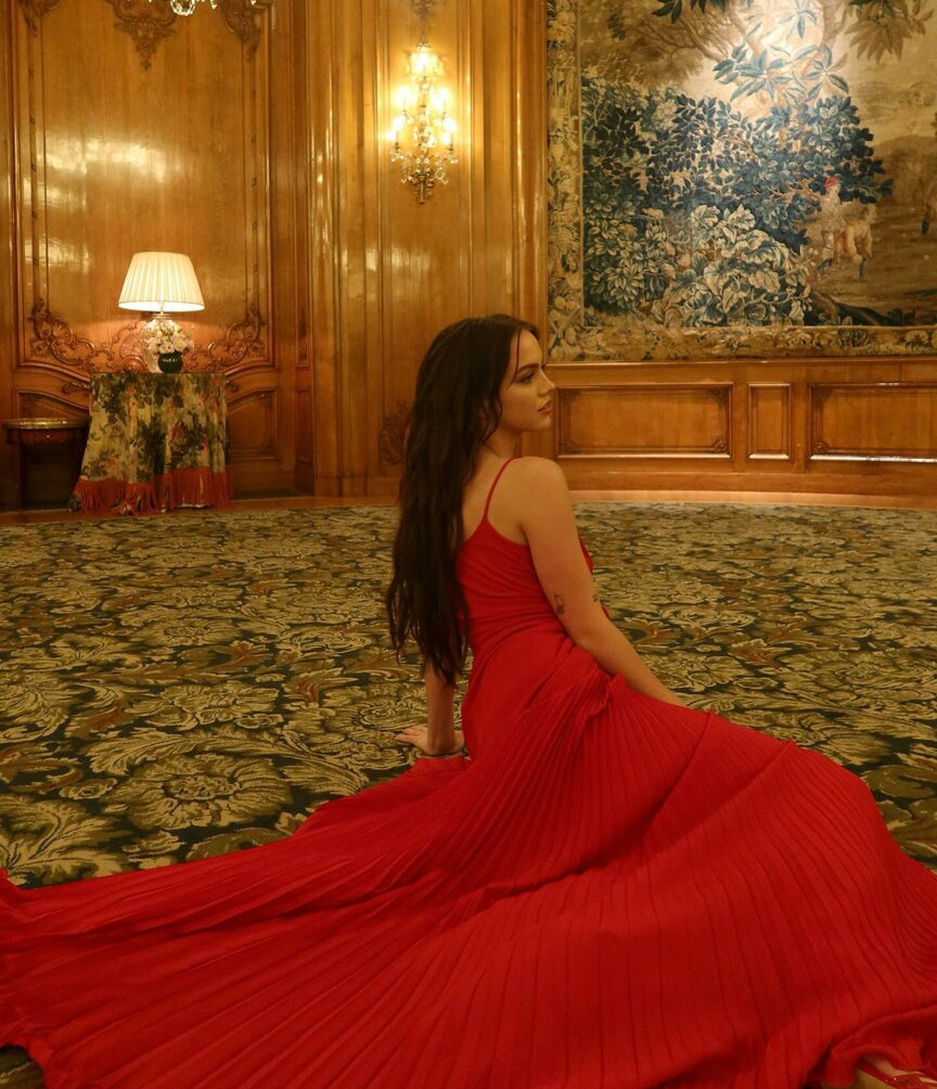 emma-brooks gallery photo #1158