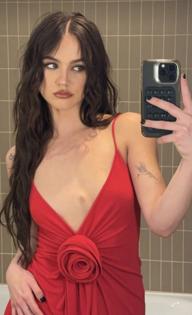 emma-brooks gallery photo #1164