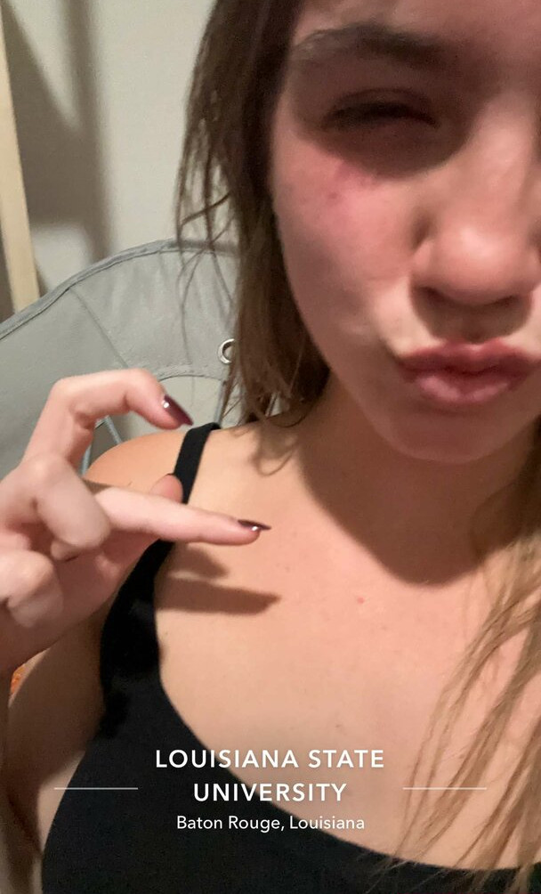 emma-brooks gallery photo #1339