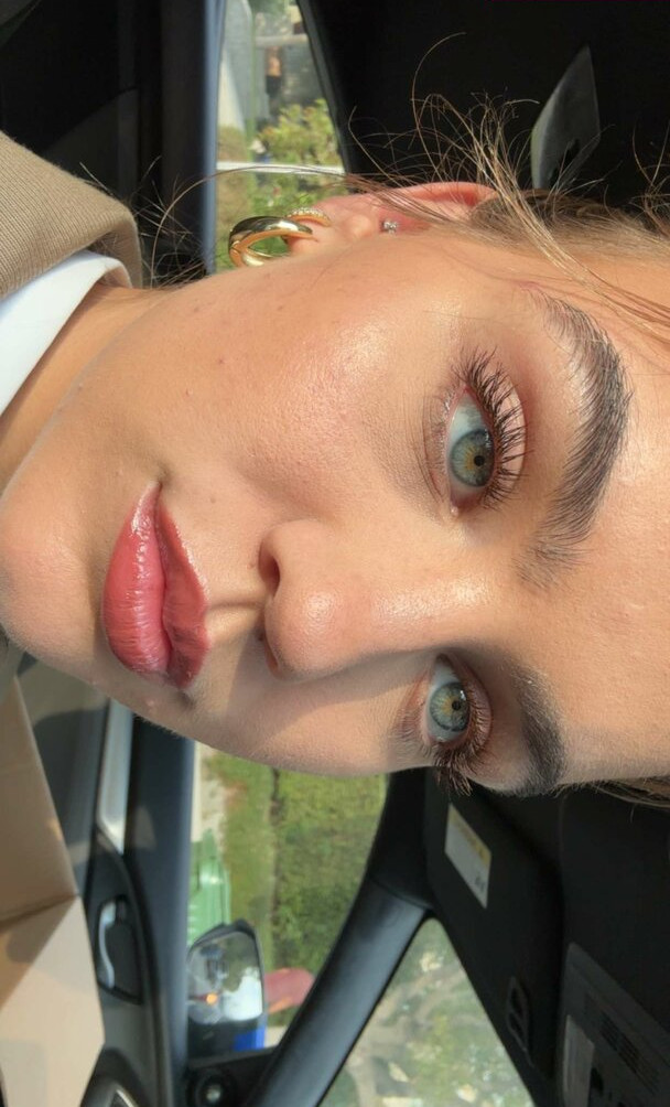 emma-brooks gallery photo #1342