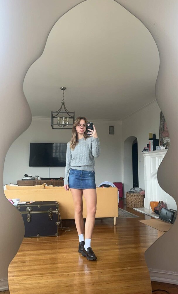 emma-brooks gallery photo #1345