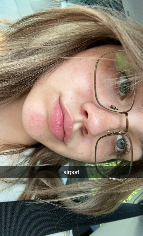 emma-brooks gallery photo #1370