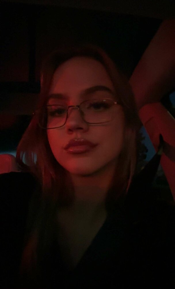 emma-brooks gallery photo #1374