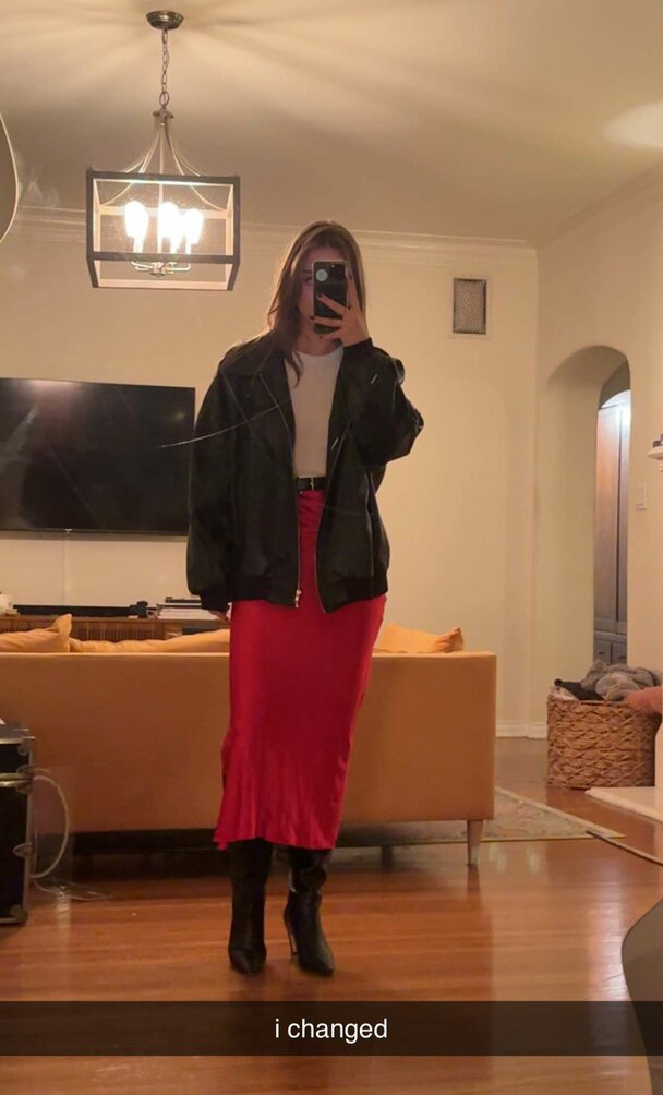 emma-brooks gallery photo #1390