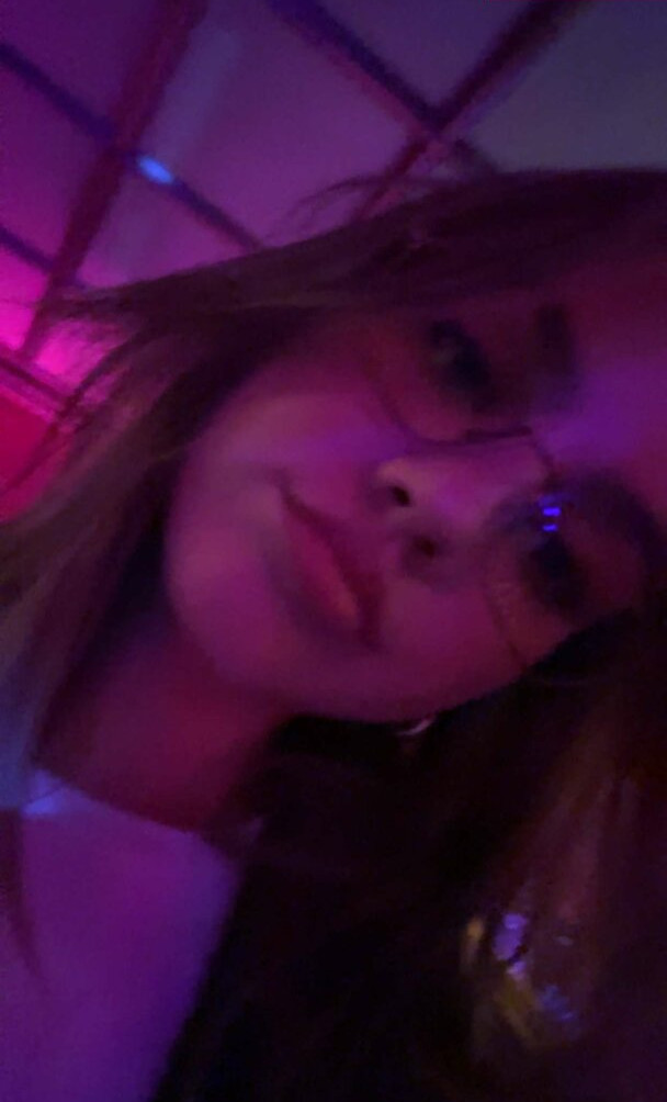 emma-brooks gallery photo #1407