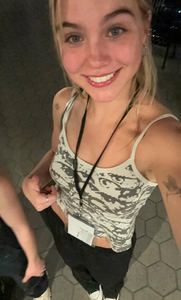 emma-brooks gallery photo #1419