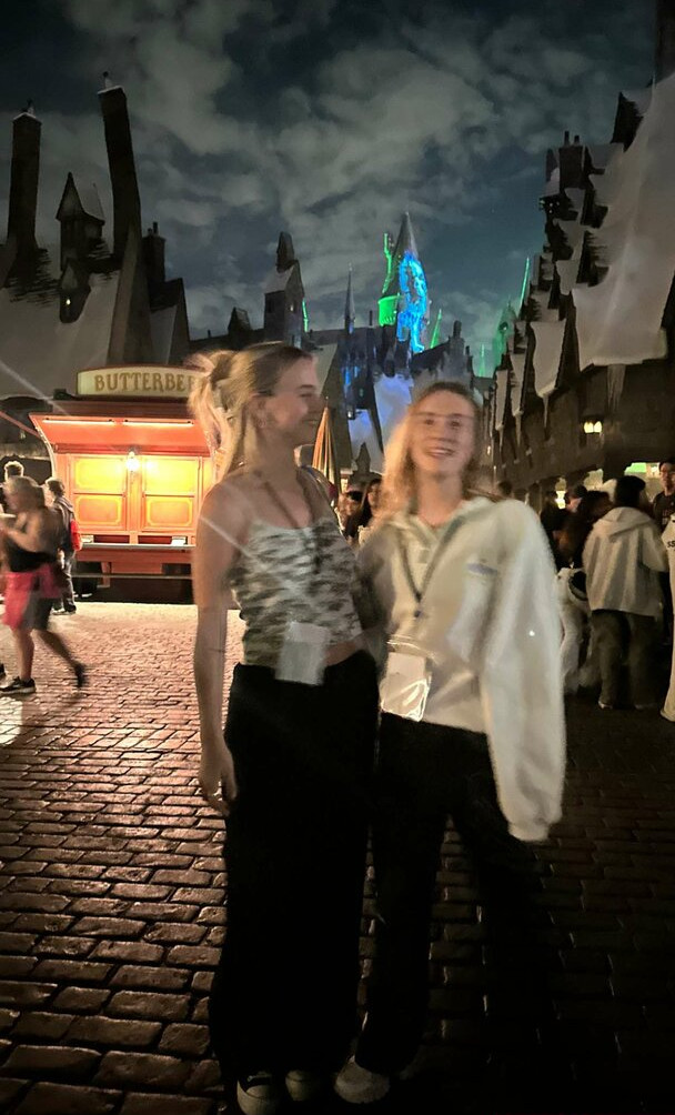 emma-brooks gallery photo #1441