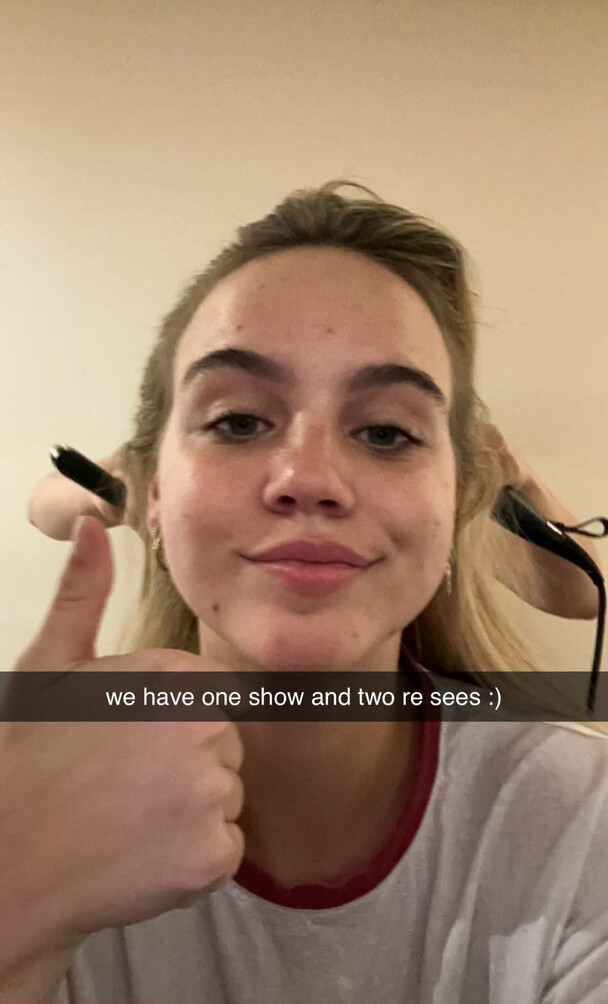 emma-brooks gallery photo #1460