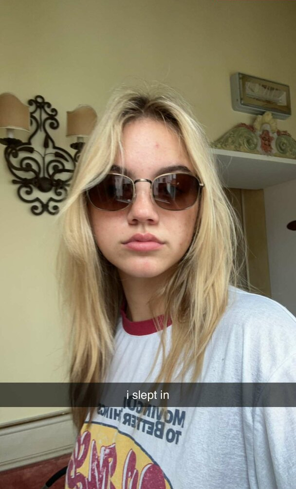 emma-brooks gallery photo #1510