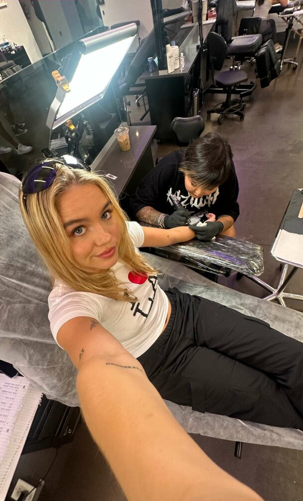 emma-brooks gallery photo #1540