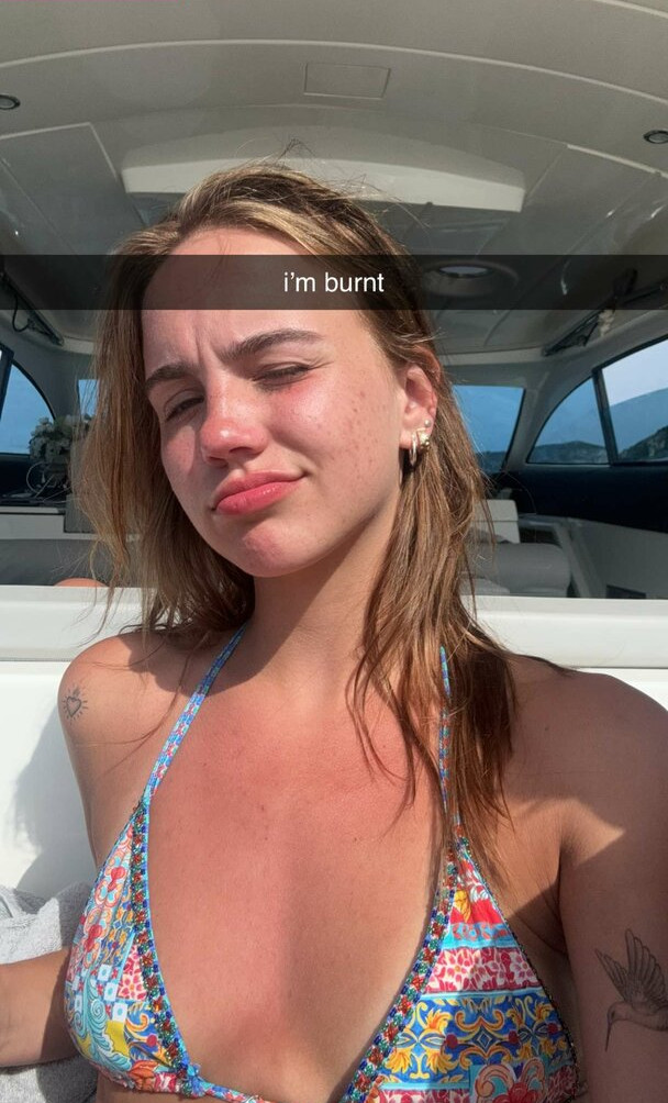 emma-brooks gallery photo #734