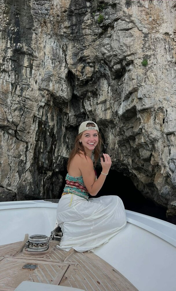 emma-brooks gallery photo #740