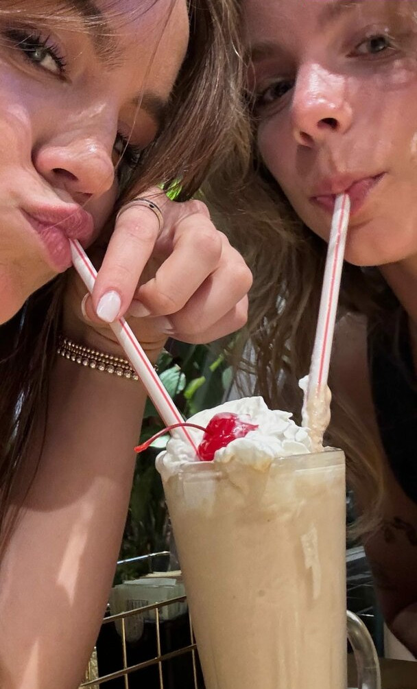 emma-brooks gallery photo #741