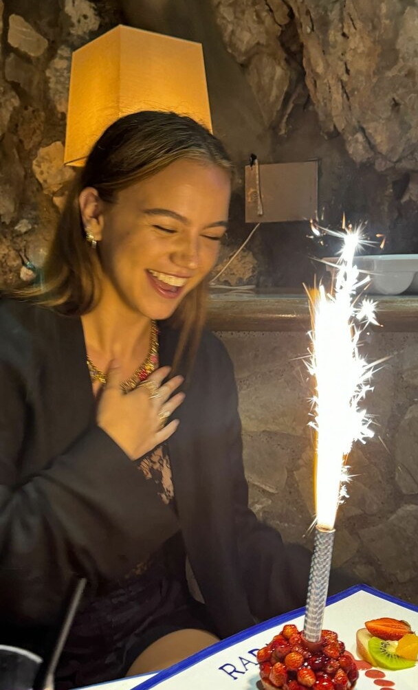 emma-brooks gallery photo #747