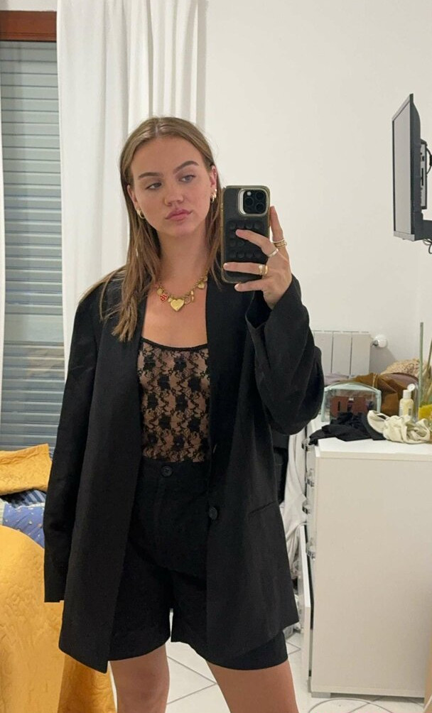 emma-brooks gallery photo #773