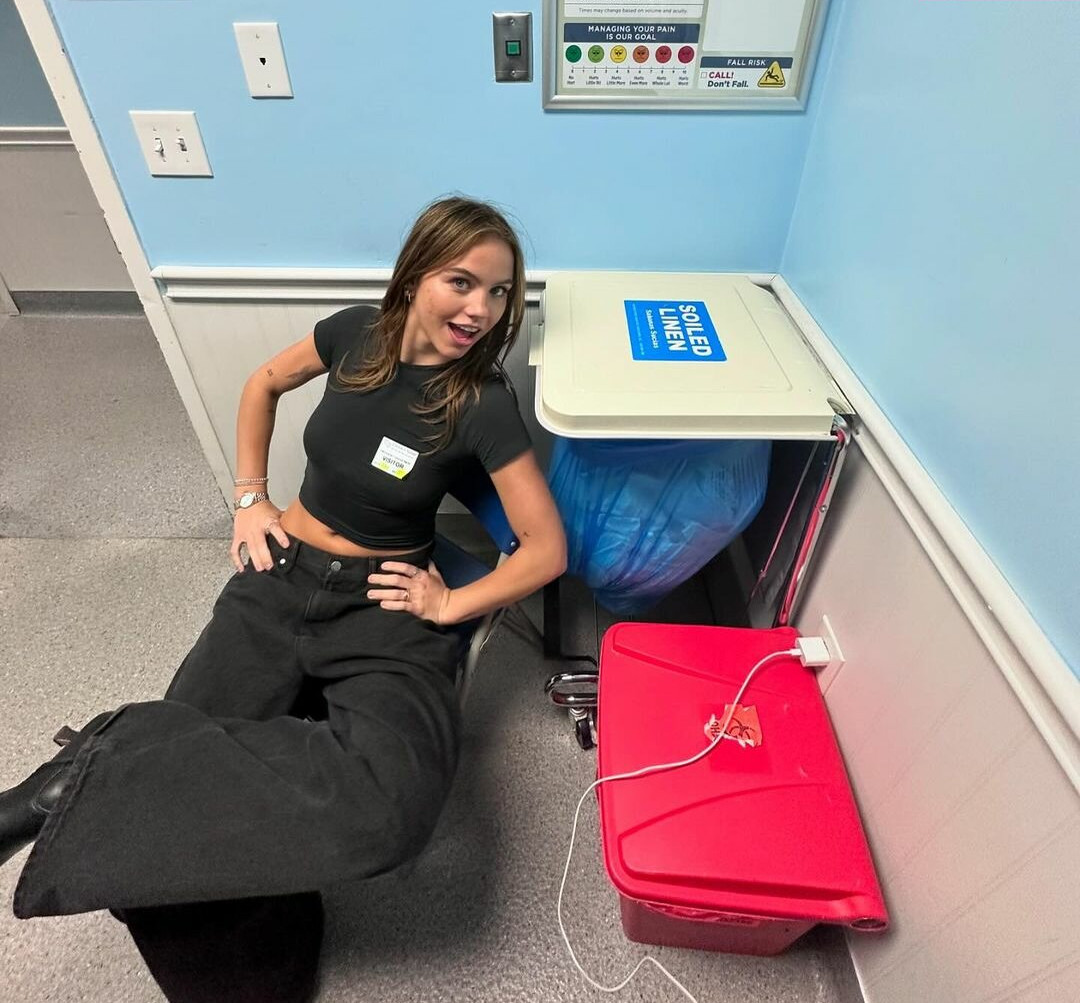 emma-brooks gallery photo #781