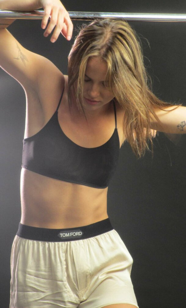 emma-brooks gallery photo #807